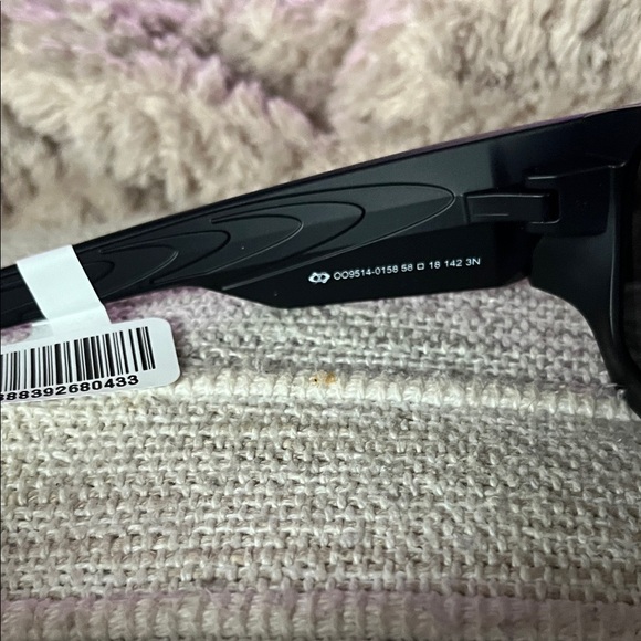 Oakley Matte Black Sunglasses INSTAGATOR - Picture 5 of 5